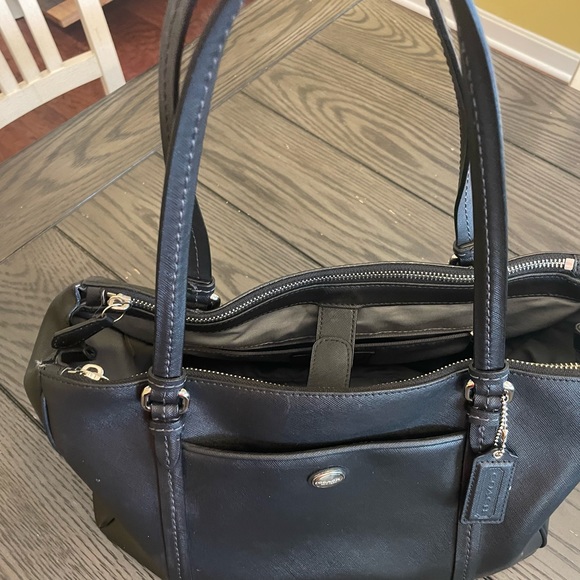 Coach Black Bag Grey Inside - Picture 4 of 14